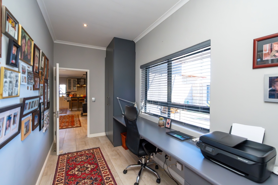3 Bedroom Property for Sale in Langebaan Country Estate Western Cape